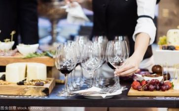 餐饮群活动方案参考6篇