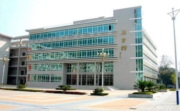 大专专业自我鉴定推荐8篇