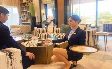 服务台的工作总结精选5篇