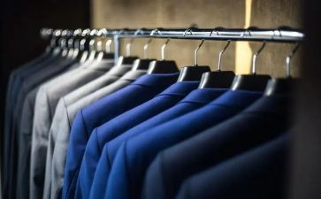 服装导购月总结报告8篇