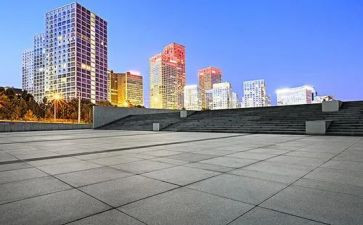 小广场作文优质7篇