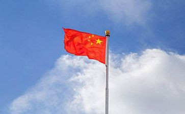 在红旗下的讲话演讲稿参考8篇
