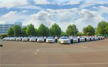 驾校的工作总结8篇