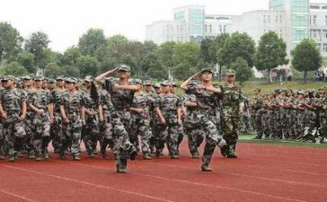 军训情演讲稿8篇