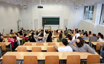 体育老师年度个人考核总结范文5篇