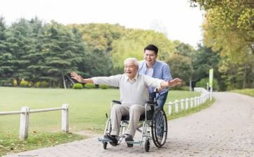 关爱空巢老人活动方案8篇