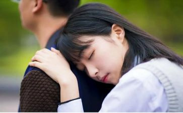 疫情感动人物事迹作文7篇