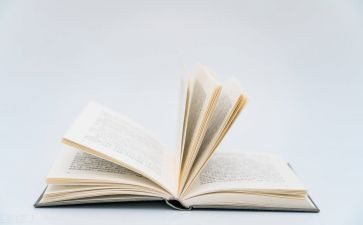 小学生童话作文300推荐8篇
