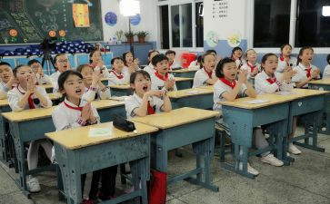 小学英语工作报告通用8篇