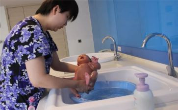 我爱洗澡小班教案6篇