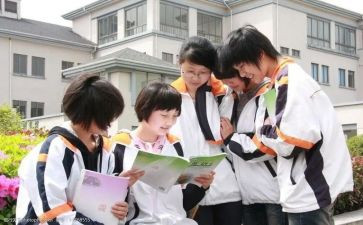 学生情作文300字6篇