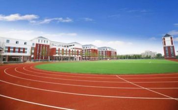 关于写学校的演讲稿模板7篇