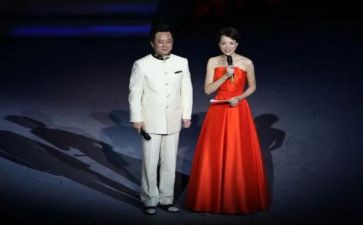 元旦节主持人演讲稿精选5篇